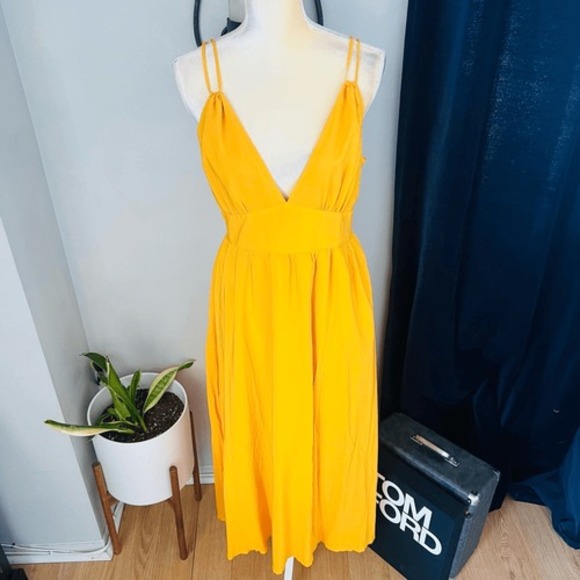 BB DAKOTA BY STEVE MADDEN Challi Midi Dress, Summer, Yellow, Medium‎ (6-8), NWT - Picture 1 of 15